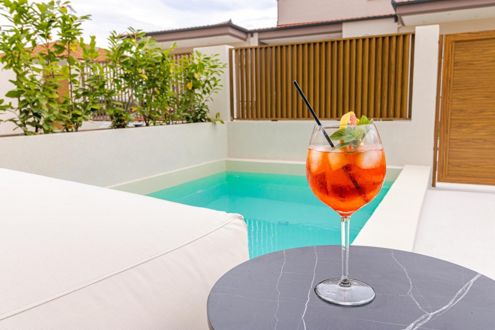 Adorno Private Suites Only Adults & Kids 12 Plus Vrasná Exterior foto